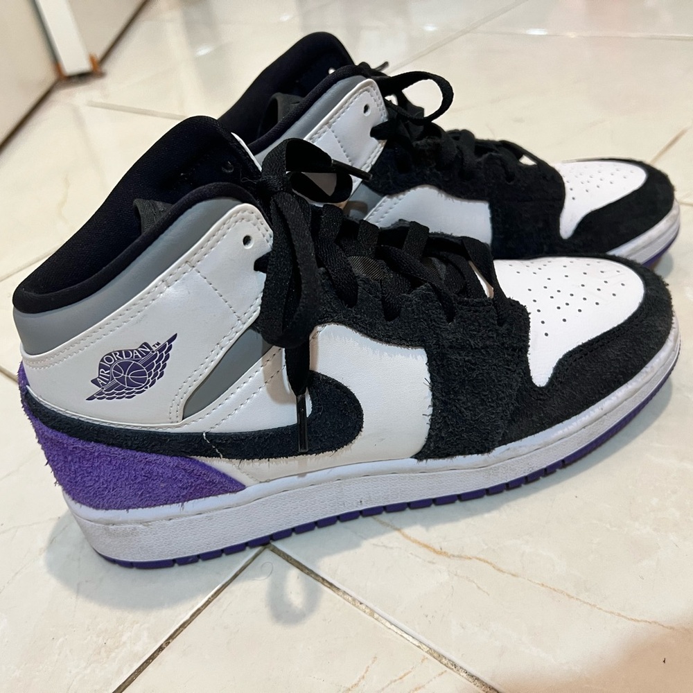 Nike Kids Black, White, and Purple Sneakers